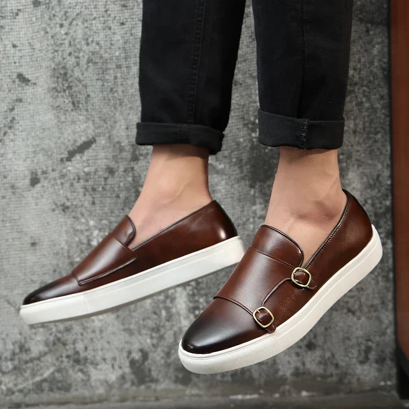 Läder loafers för män med dubbelt spänne - Stefan