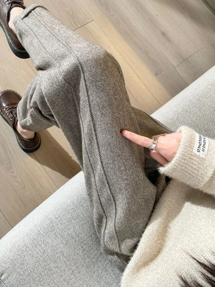 Snygga Byxor I Tweed Med Hög Midja För Kvinnor | Hilda
